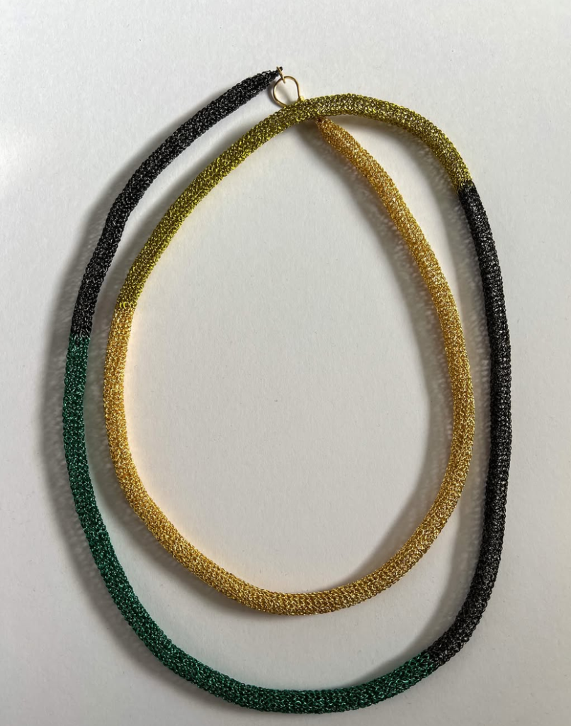 Necklace Gold Black Green